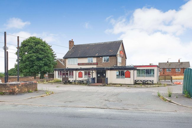 The Former Hemsworth Public House, Highfield Road, Hemsworth, West Yorkshire WF9 4EB 2