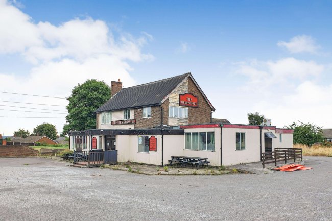 The Former Hemsworth Public House, Highfield Road, Hemsworth, West Yorkshire WF9 4EB 2