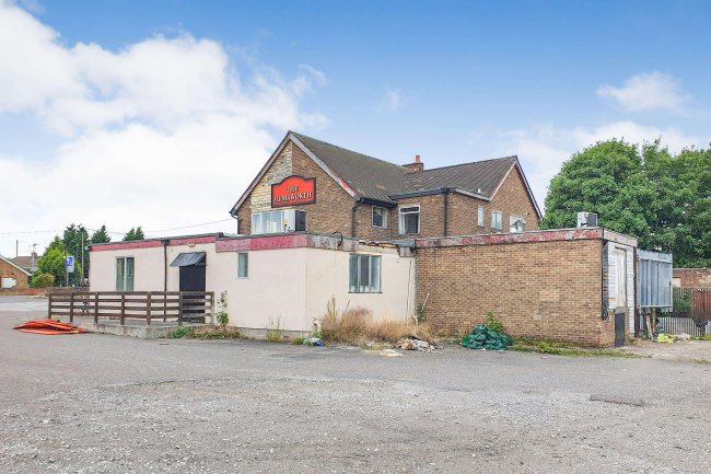 The Former Hemsworth Public House, Highfield Road, Hemsworth, West Yorkshire WF9 4EB 2