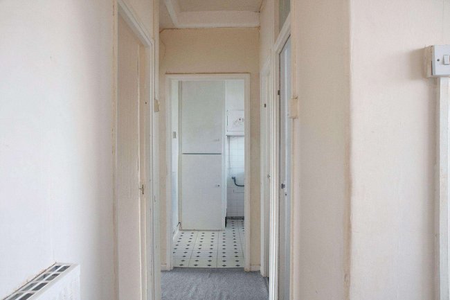 Flat 14 Morgan House, Patmore Estate, Nine Elms, London SW8 4JT 5