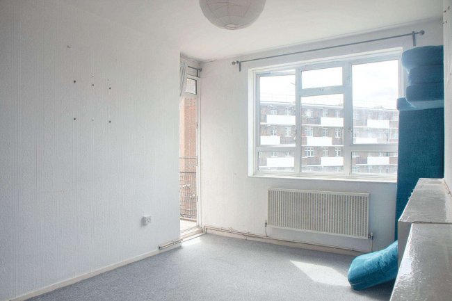 Flat 14 Morgan House, Patmore Estate, Nine Elms, London SW8 4JT 5