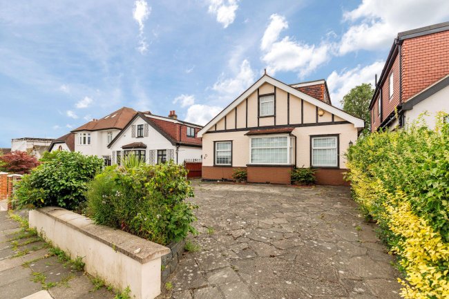 40 Winn Road, Lee, London, SE12 9EX 5