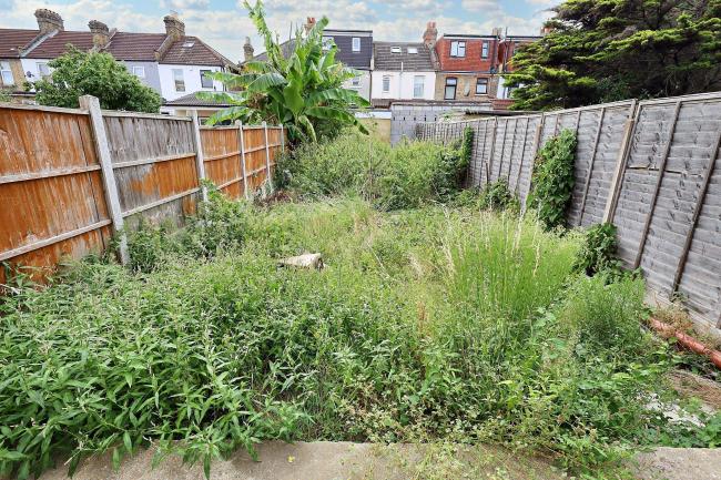 48 Lowbrook Road, Ilford, Essex, IG1 2HB 5