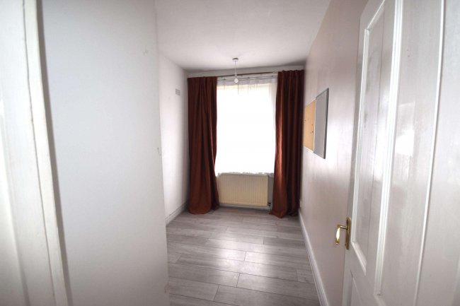 40 Bitterne Road West, Southampton, SO18 1AP 7