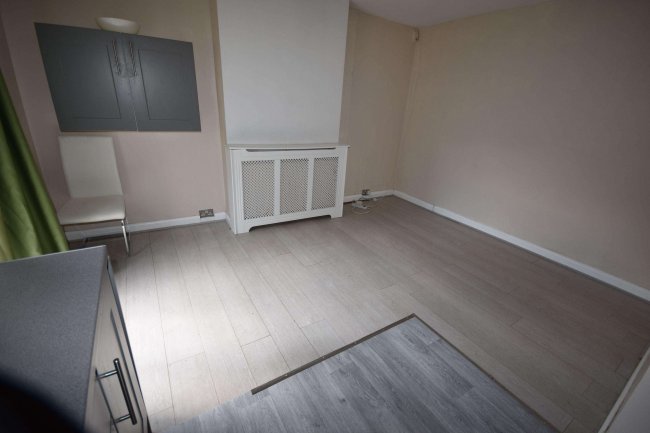 40 Bitterne Road West, Southampton, SO18 1AP 7