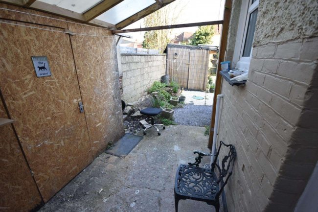 40 Bitterne Road West, Southampton, SO18 1AP 7