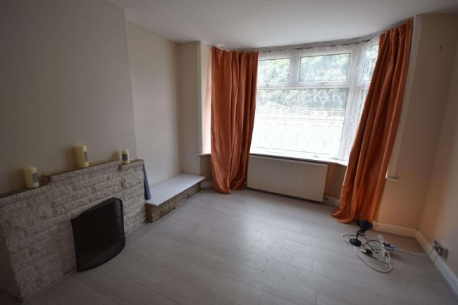 40 Bitterne Road West, Southampton, SO18 1AP 7