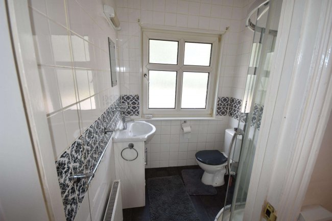 40 Bitterne Road West, Southampton, SO18 1AP 7