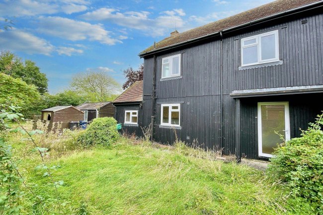 27 Lockwood Terrace, Gillingham, Dorset, SP8 4LQ 7