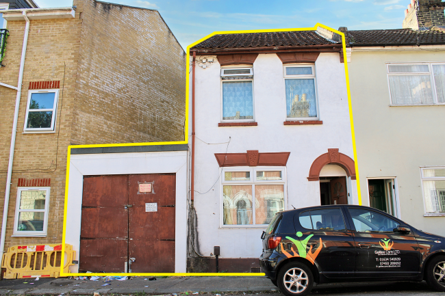 1 Lester Road, Chatham, Kent, ME4 5NP 4