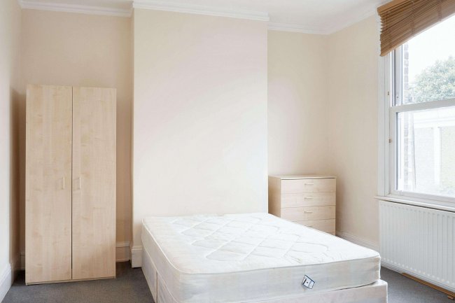 28 Elm Park, Brixton, London, SW2 2UB 10