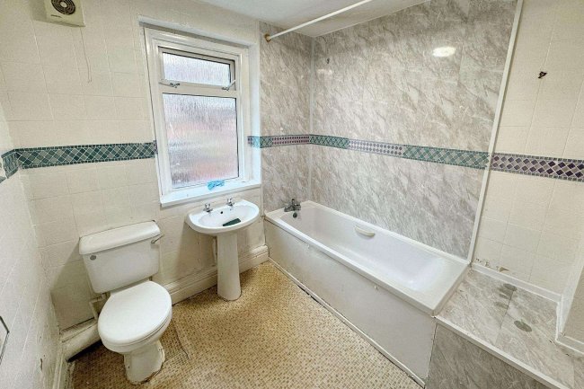 38 Asher Street, Gateshead, NE10 0AY 7