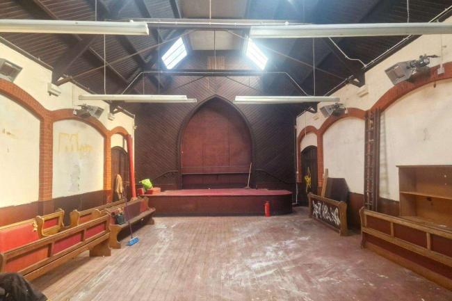 98 Dames Road, Forest Gate, London E7 0EB 5