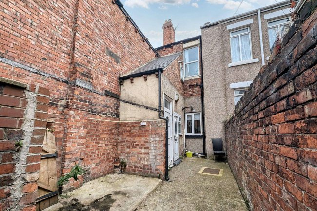 7 Gilbert Street, South Shields, Tyne And Wear, NE33 5HF 10