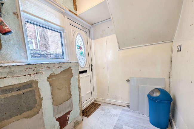 7 Gilbert Street, South Shields, Tyne And Wear, NE33 5HF 10