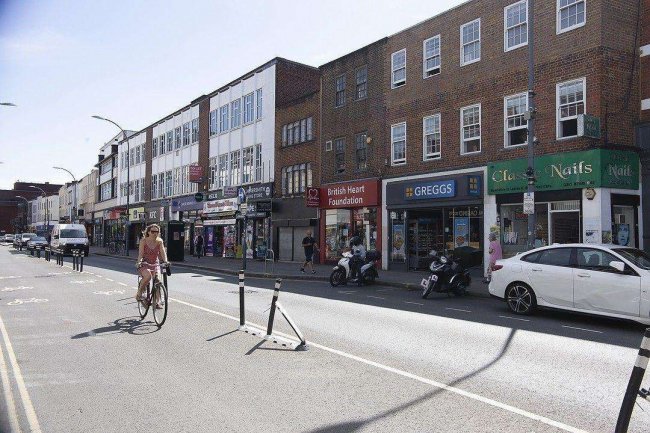 127 King Street, Hammersmith, London, W6 9JG 4