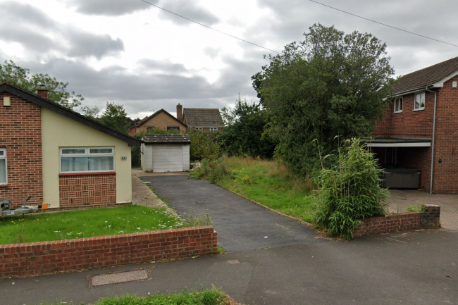 Land Adjacent 1a Sutton Road, Waterlooville, Hampshire, PO8 8PU 5