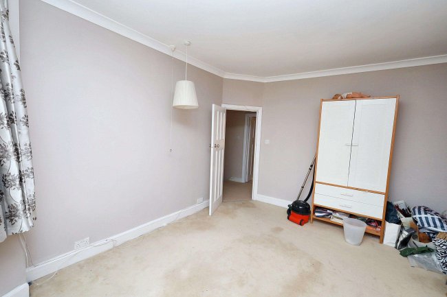 92 Elms Road, Harrow, HA3 6BT 2