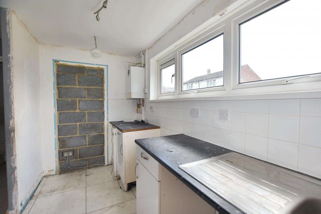 17 Ridley Road, Welling, Kent, DA16 3EE 1