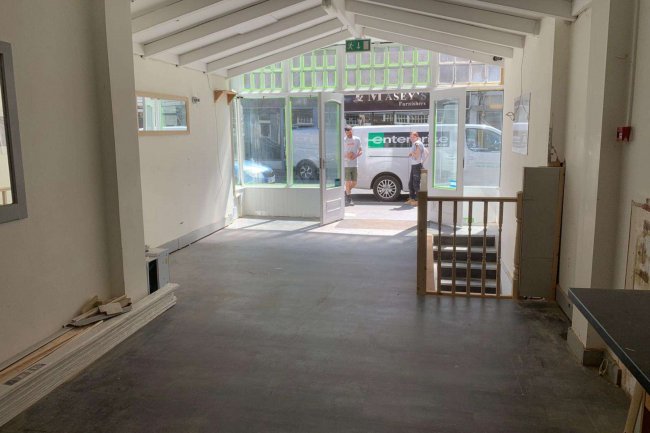 37 St. Leonards Road, Bexhill-on-Sea, East Sussex, TN40 1HP 10