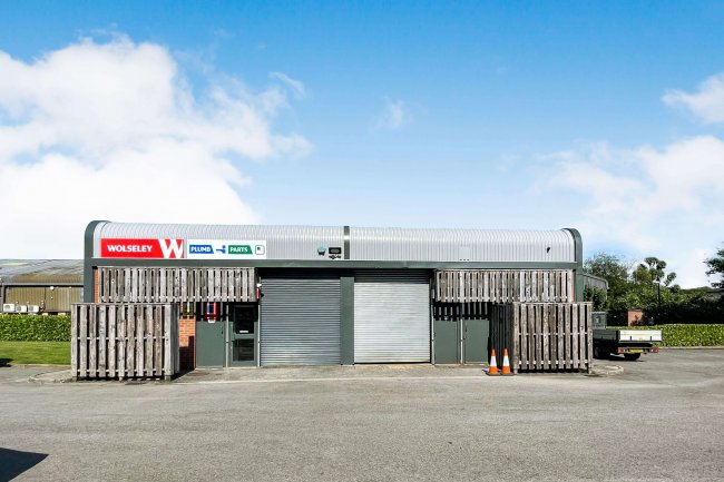 16 Farnham Business Centre, Dogflud Way, Farnham, GU9 7UP 8