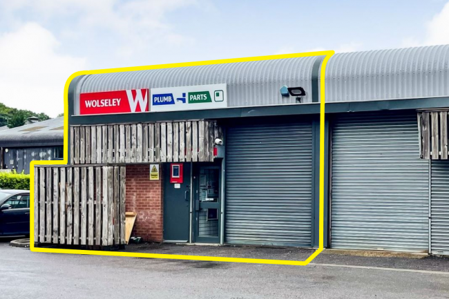 16 Farnham Business Centre, Dogflud Way, Farnham, GU9 7UP 8