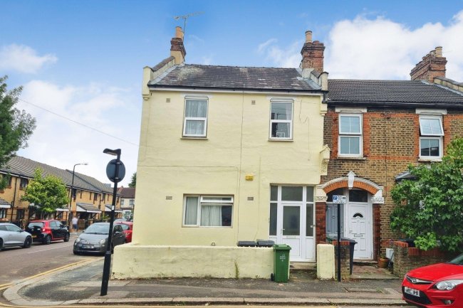 2B Brighton Avenue, Walthamstow, London E17 7NE 7