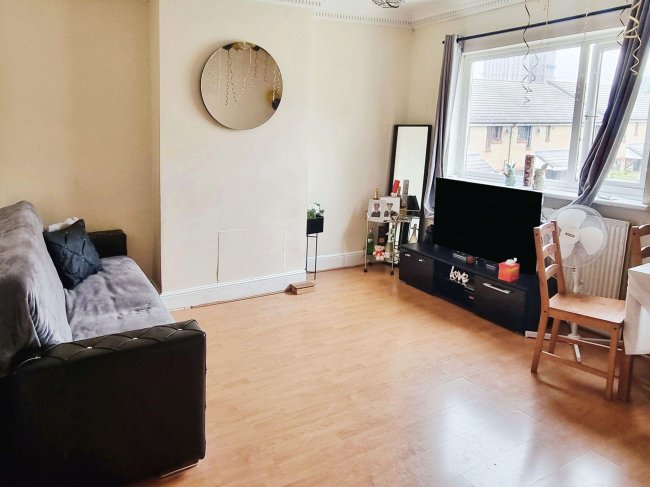 2B Brighton Avenue, Walthamstow, London E17 7NE 7