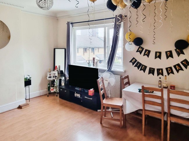 2B Brighton Avenue, Walthamstow, London E17 7NE 7