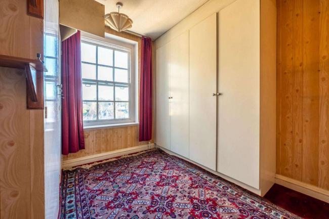 22 Old Manor Court, Abbey Road, London NW8 0AR 2