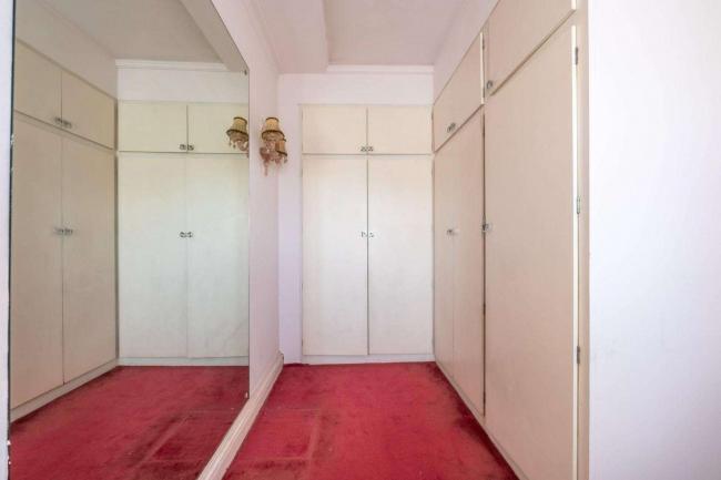 22 Old Manor Court, Abbey Road, London NW8 0AR 2