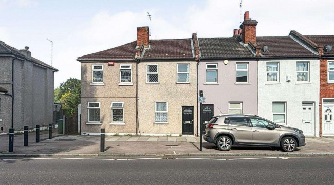 323 Footscray Road, Eltham, London, SE9 2EH 6