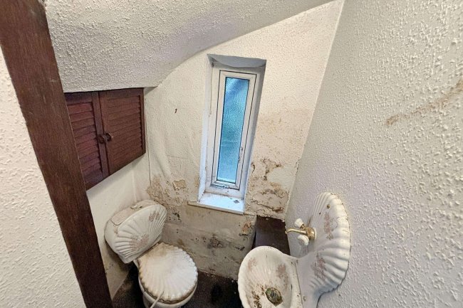 37 Raydean Road, Barnet, Hertfordshire, EN5 1AL 4