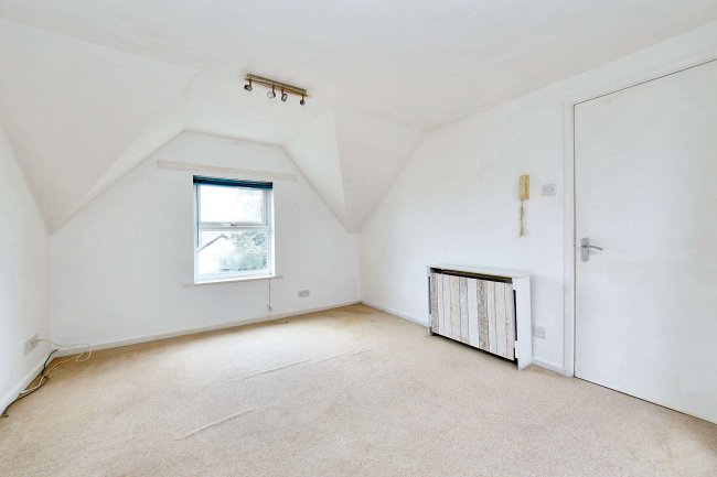 Flat 5, 1118 Evesham Road, Astwood Bank, Redditch, Worcestershire, B96 6EA 8