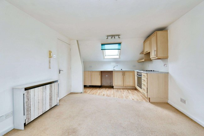 Flat 5, 1118 Evesham Road, Astwood Bank, Redditch, Worcestershire, B96 6EA 8