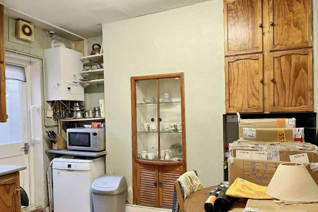 27 Elm Park, Brixton, London SW2 2TX 3