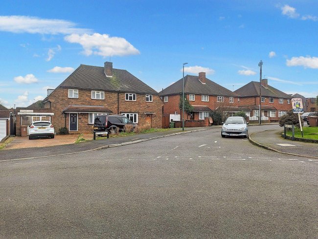 2 Wycliff Close, Welling, DA16 3LZ 5