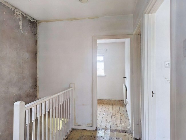 2 Wycliff Close, Welling, DA16 3LZ 5