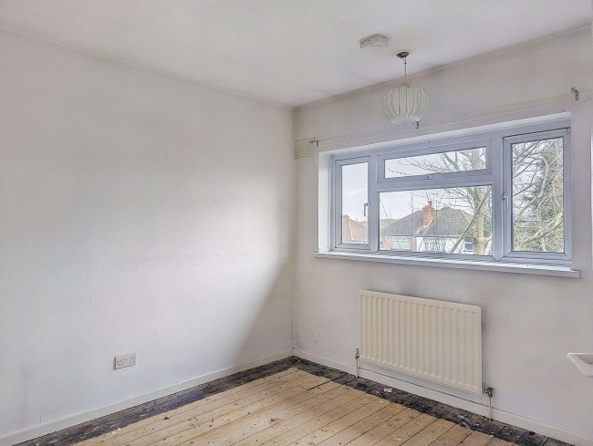 2 Wycliff Close, Welling, DA16 3LZ 5