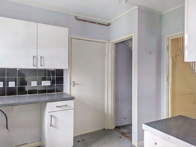 2 Wycliff Close, Welling, DA16 3LZ 5