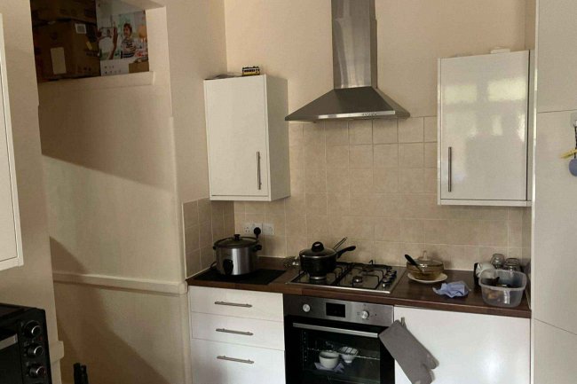 Endsleigh Mansions, Leigham Avenue, Streatham, London, SW16 2DP 4