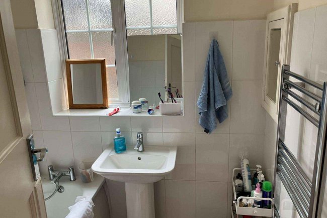 Endsleigh Mansions, Leigham Avenue, Streatham, London, SW16 2DP 4