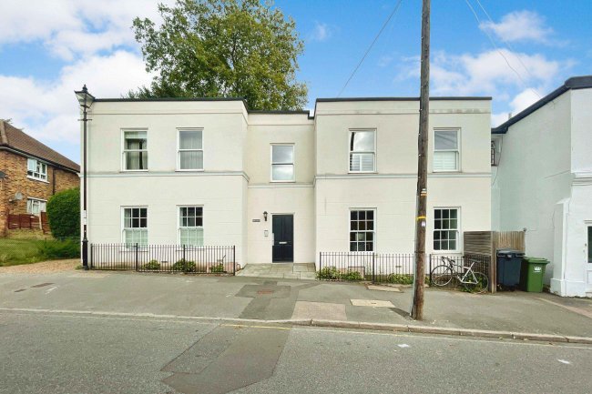 17 Brandram Road, Lewisham, London, SE13 5RT 3