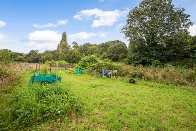 Land on the north side of Dartford Road, Bexley DA5 2DS 3