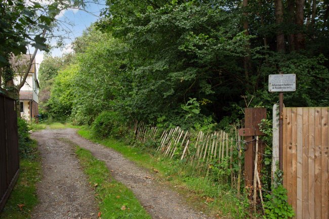 Land on the north side of Dartford Road, Bexley DA5 2DS 3