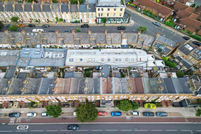 60-62 Queenstown Road, Battersea SW8 3RY 5