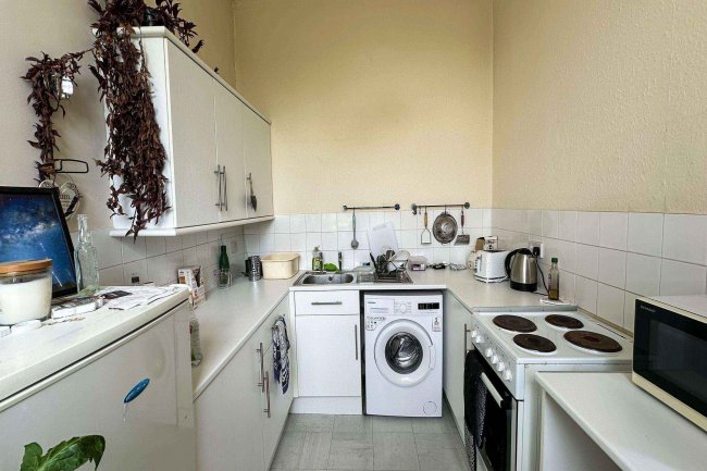 14 Lansdown Place, Cheltenham, GL50 2HU 6