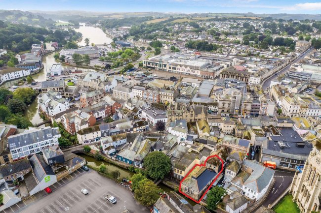 1 River Walk, Truro, TR1 2AF 2