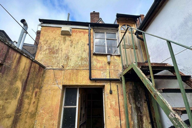 23/24 Brookend Street, Ross-on-Wye, Herefordshire, HR9 7EE 28