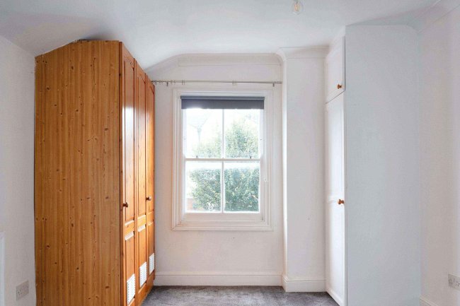 33 Hunsdon Road, New Cross, London, SE14 5RD 1